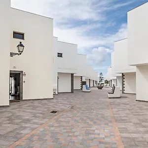 https://villa-beatrice.in-canary-islands.com