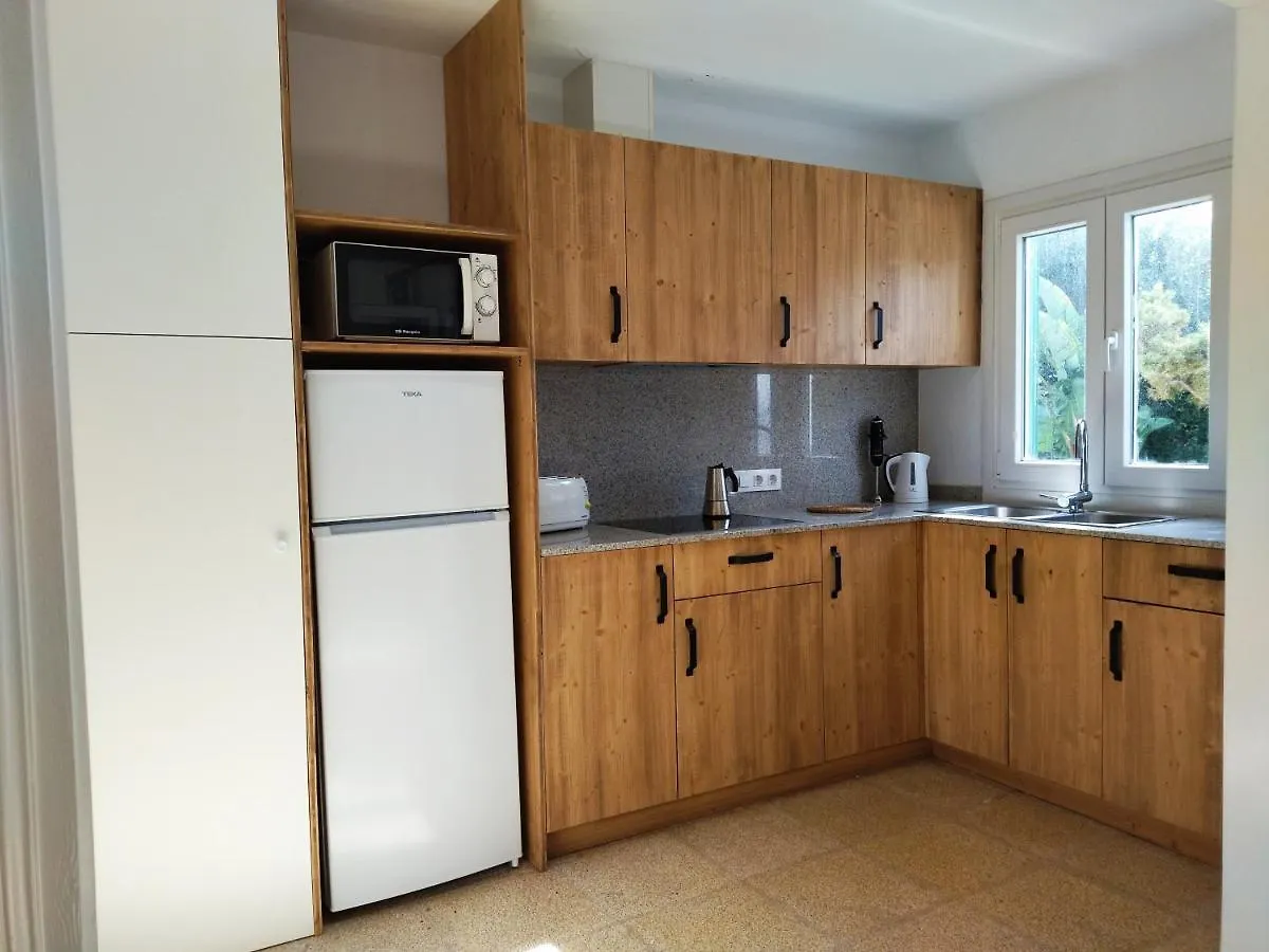 Nure Cel Blau Apartment Cala'N Bosch  0*, Cala'N Bosch (Menorca)