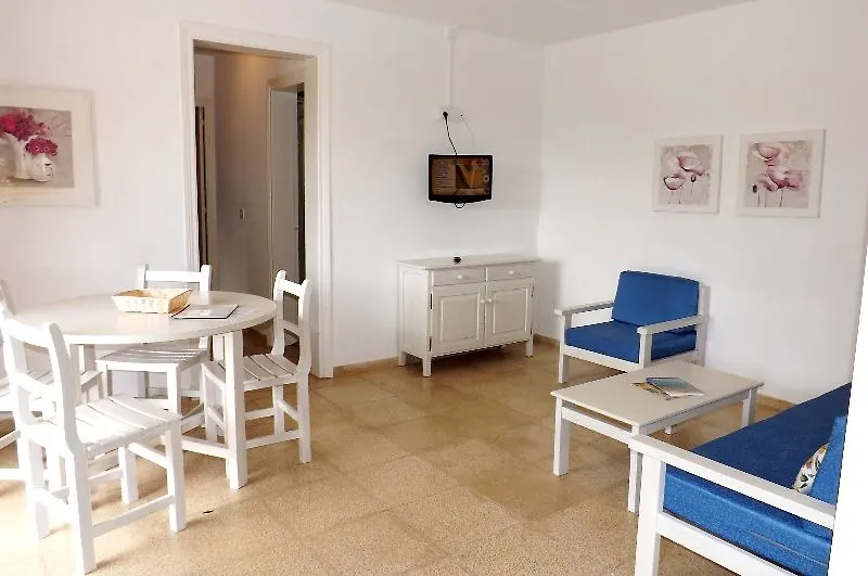 Nure Cel Blau Apartment Cala'N Bosch  0*, Cala'N Bosch (Menorca) Spain