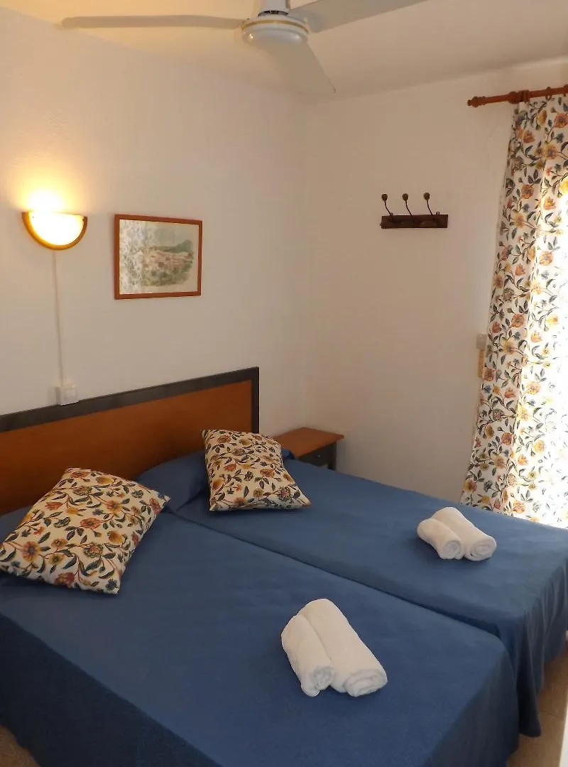Nure Cel Blau Apartment Cala'N Bosch  Spain